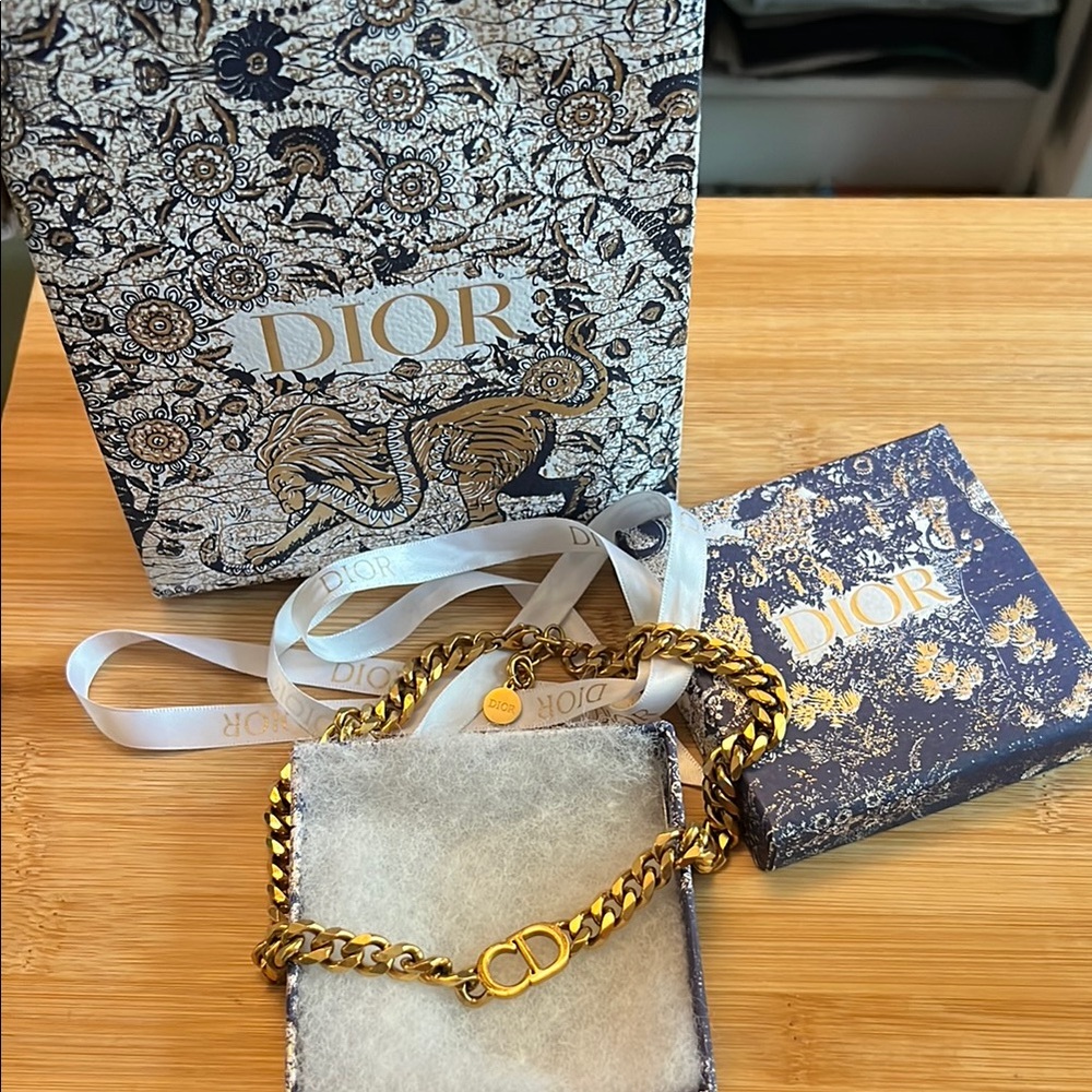 Dior 30 Montaigne Gold Choker Necklace